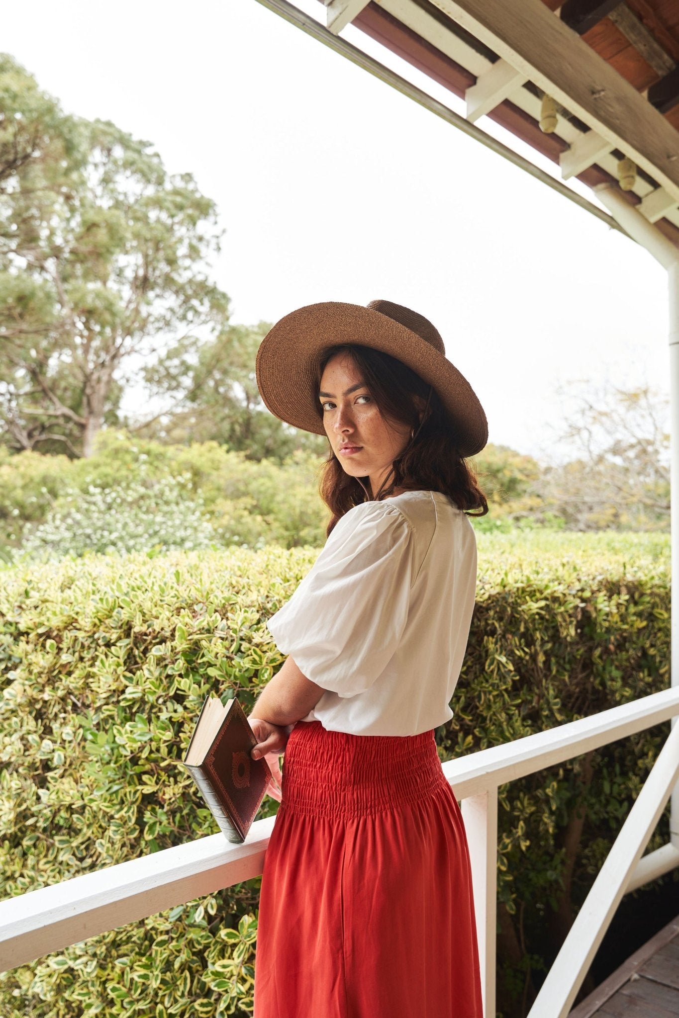 Spring puff sleeve Tee by Clothe - S T Y L E L A U N D R Y