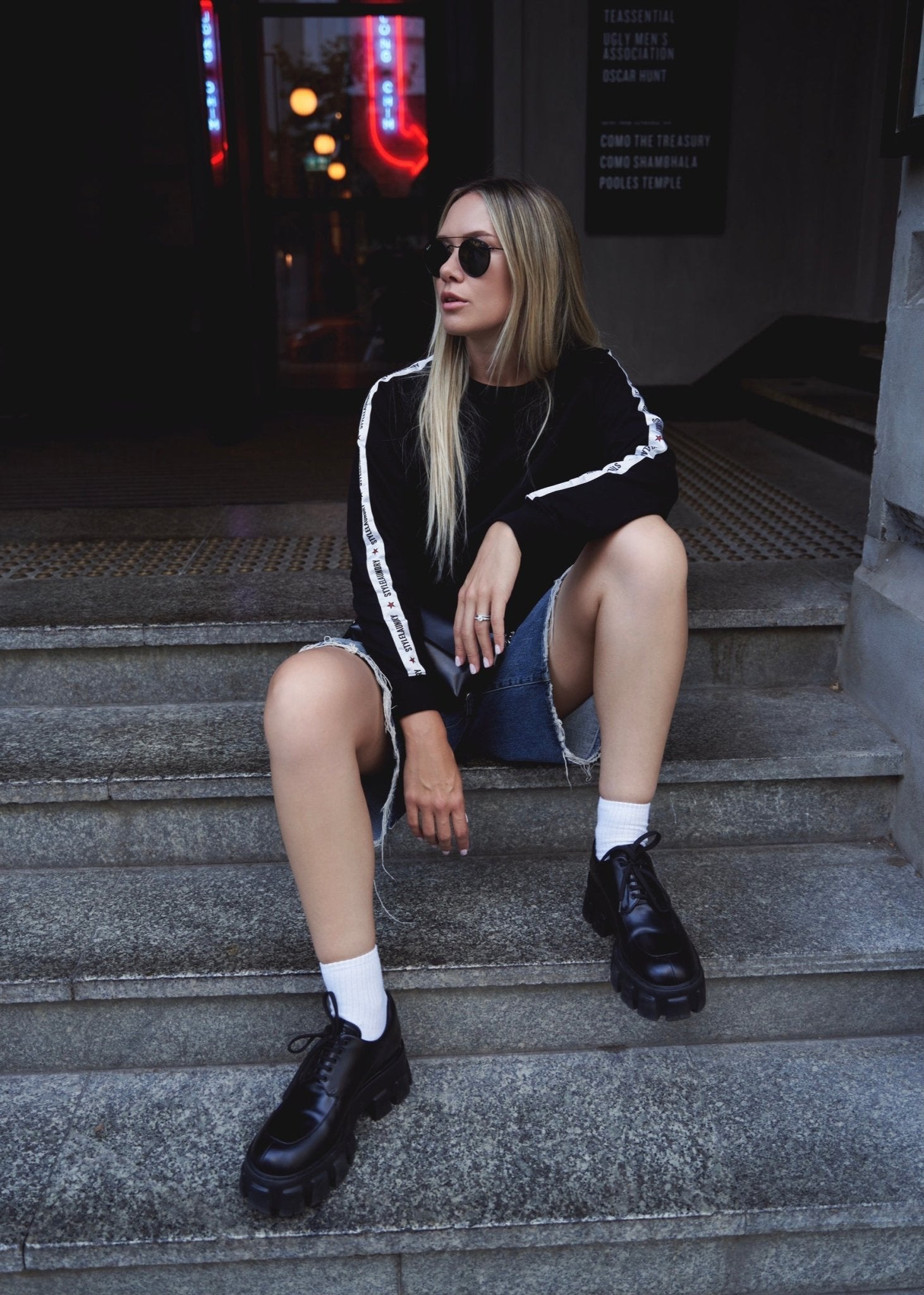 TAPE SWEAT TOP - S T Y L E L A U N D R Y