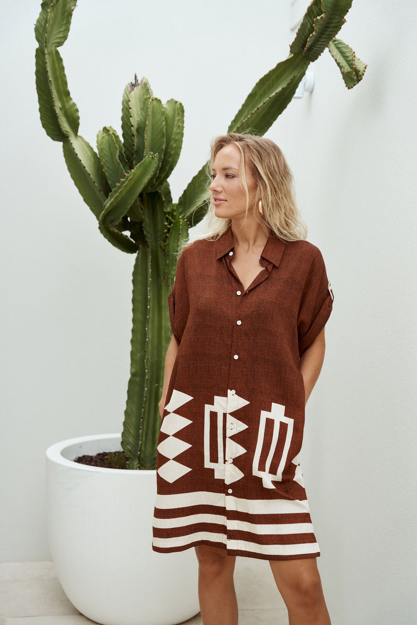 The LuLu Tribal print shift dress in chocolate