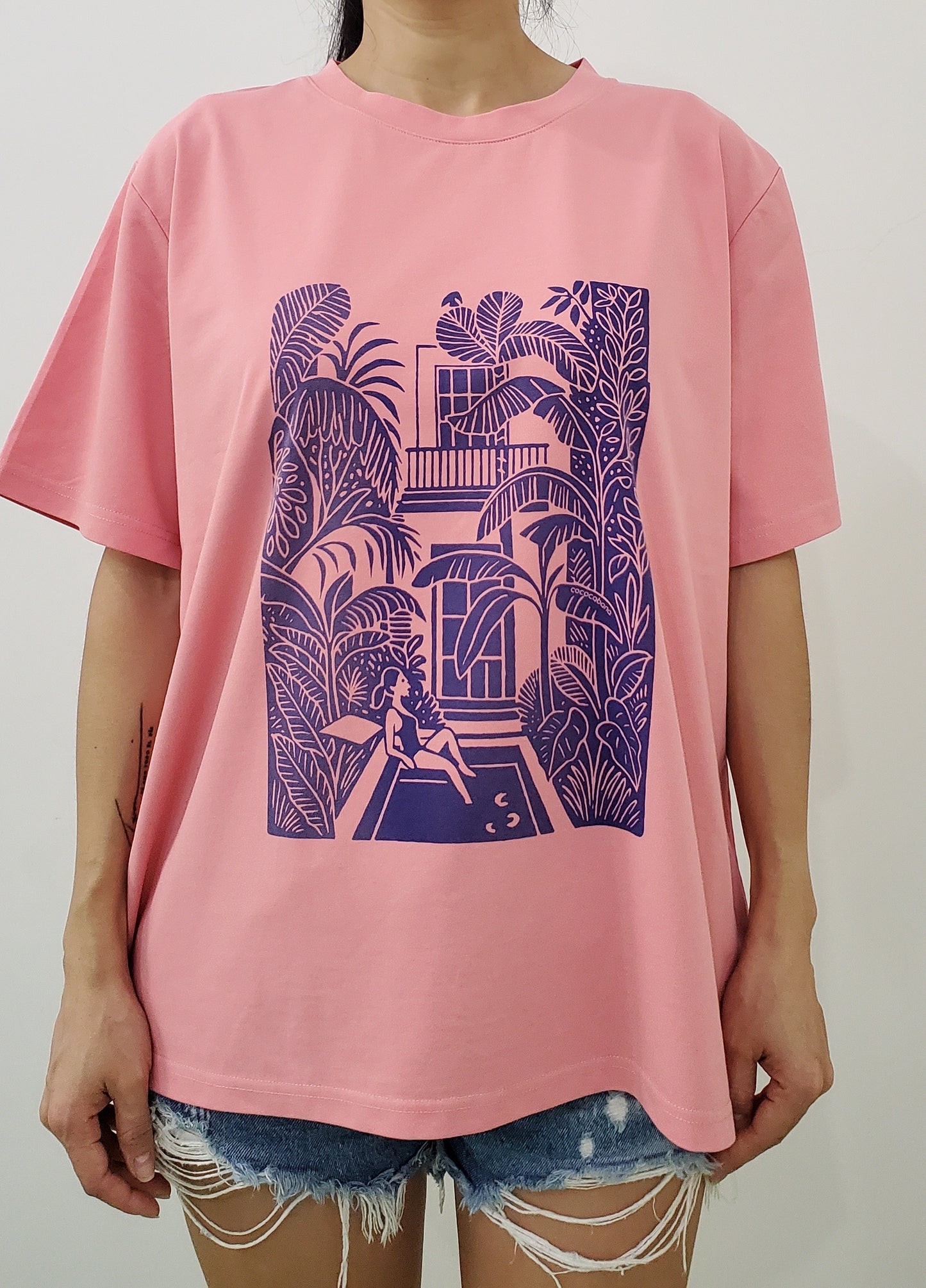 THE OASIS TEE